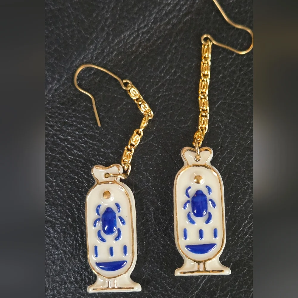 Porcelain & gold vintage Egyptian Cartouche Scarab art earrings - Picture 2 of 6